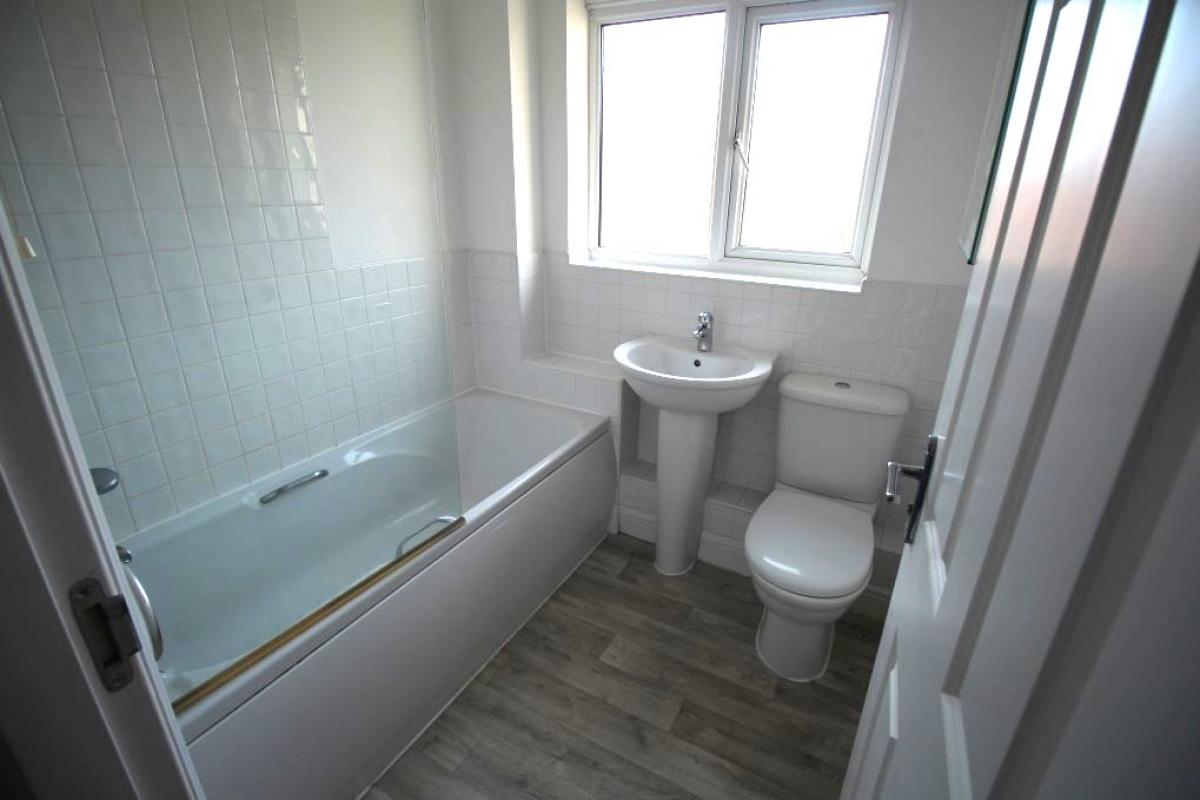 Image of 2 Bedroom Town House, Parkway, Chellaston