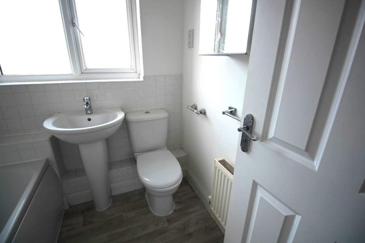 Image of 2 Bedroom Town House, Parkway, Chellaston