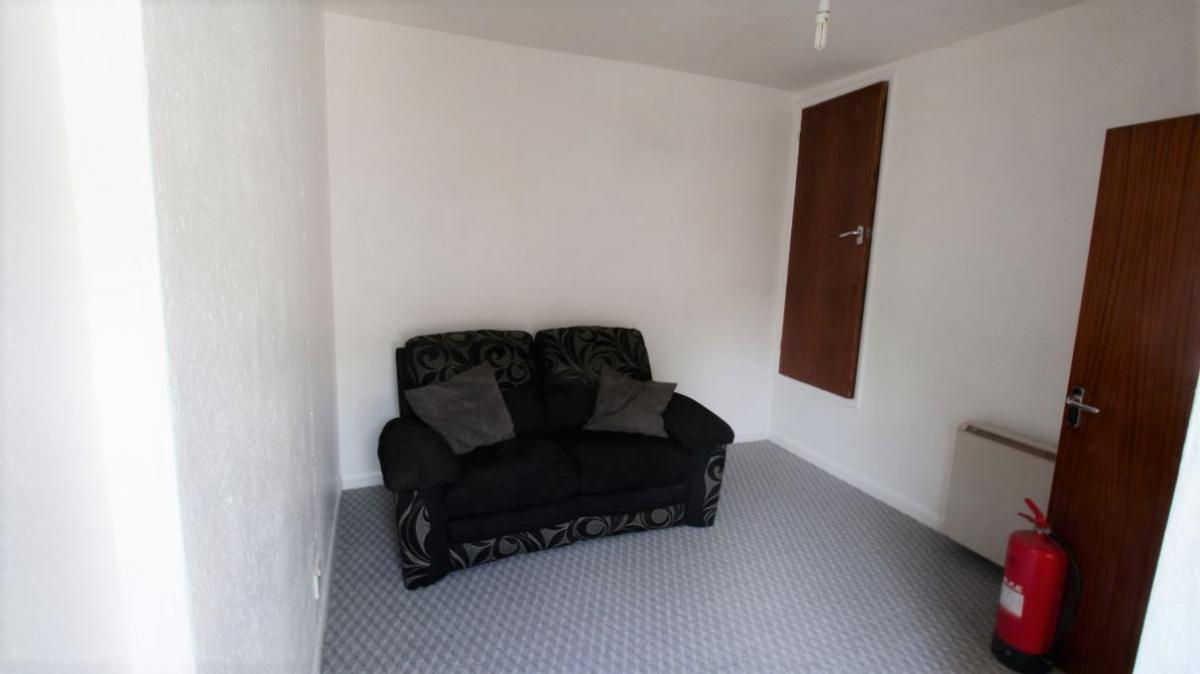 Image of 1 Bedroom Studio Flat, London Road, Wilmorton