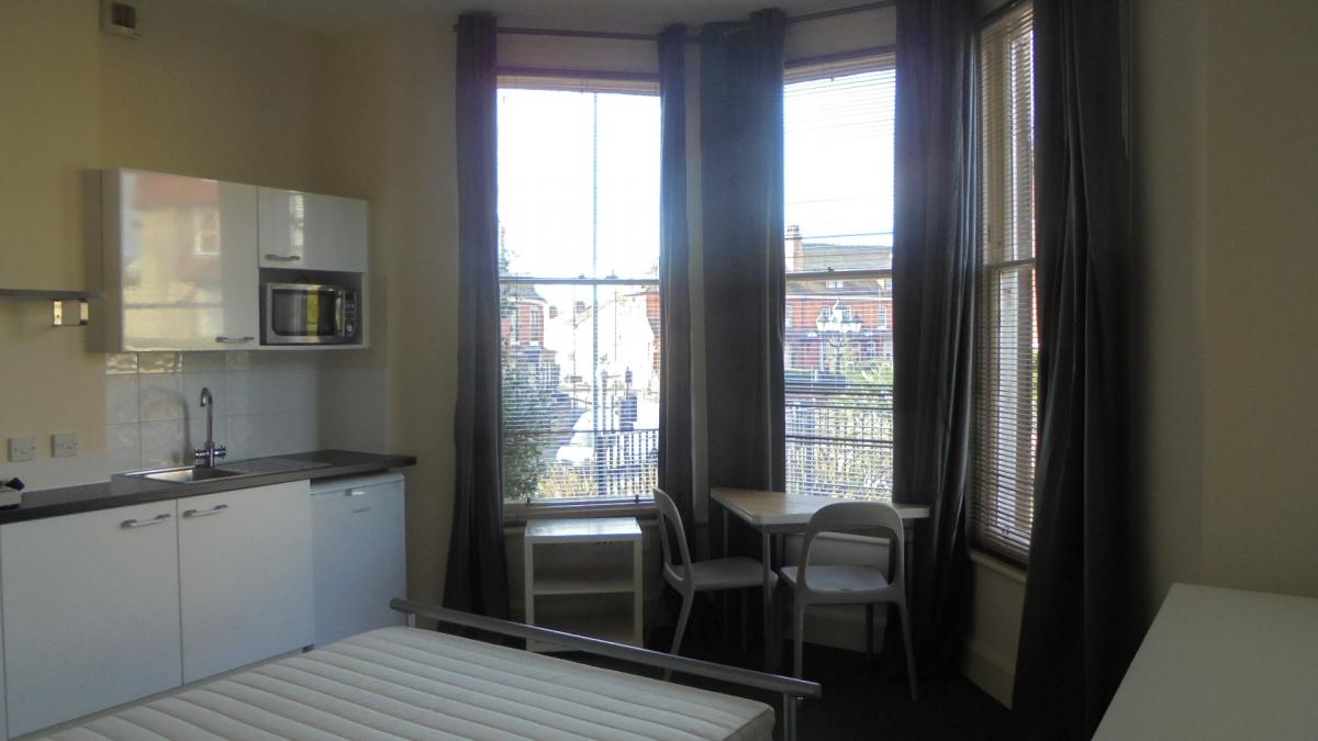 Image of 1 Bedroom Studio Flat, Belper Road, Derby Centre