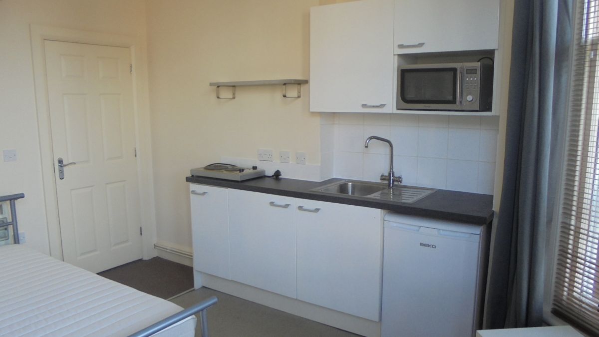 Image of 1 Bedroom Studio Flat, Belper Road, Derby Centre