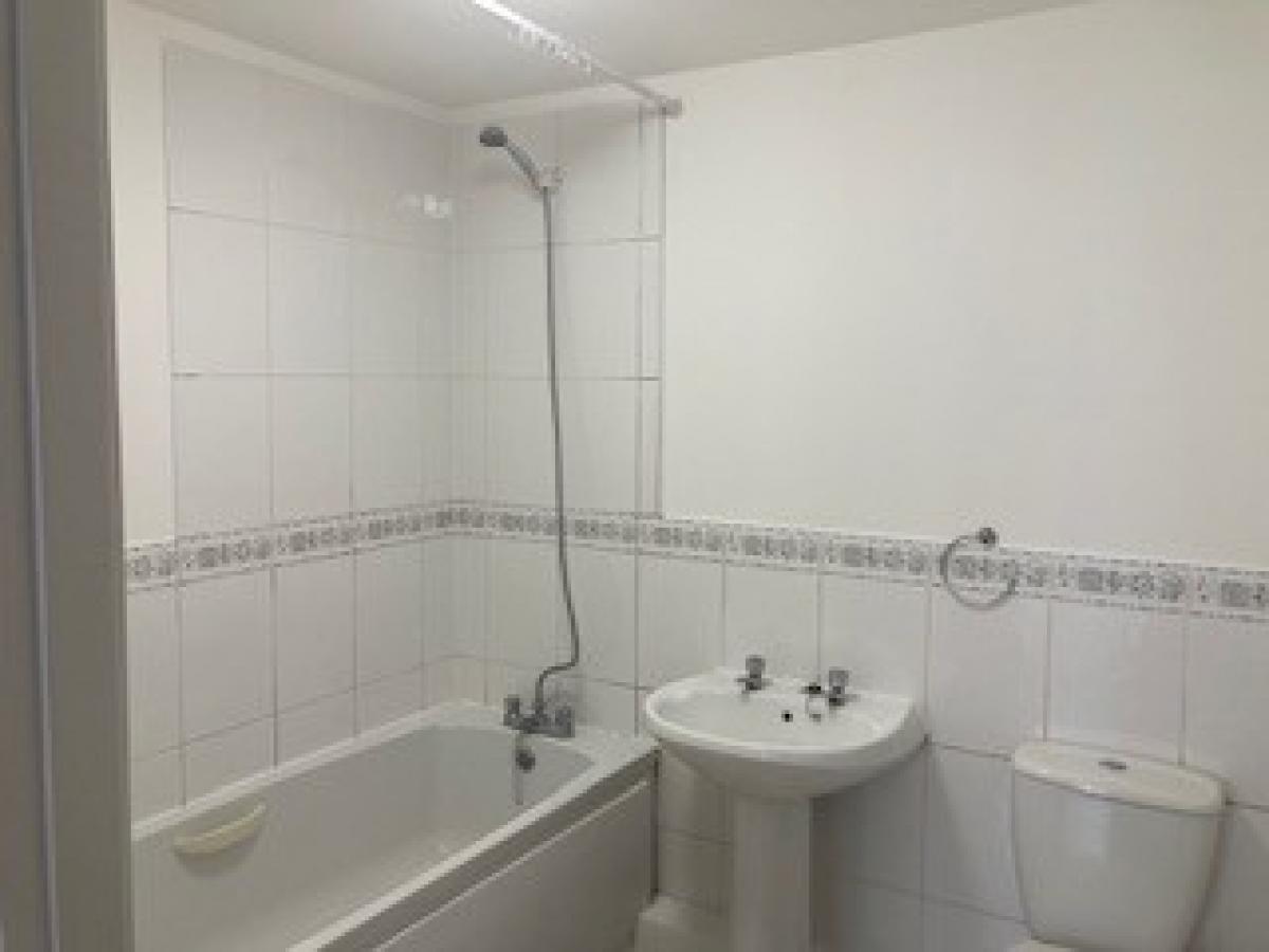 Image of 2 Bedroom Flat, Jackdaw Close, Derby Centre