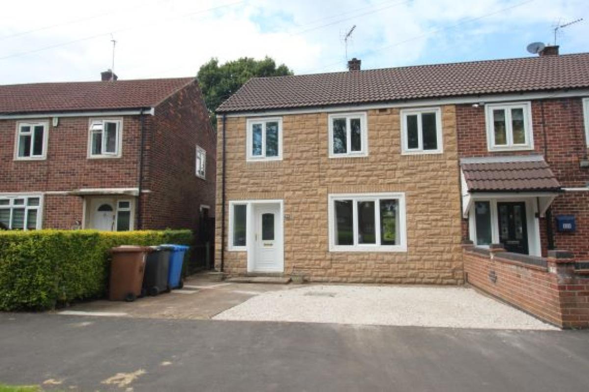 Image of 3 Bedroom Semi-Detached House, Prince Charles Avenue, Mackworth