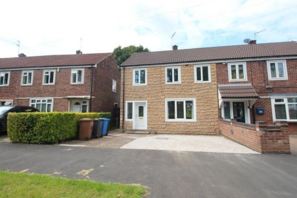 Image of 3 Bedroom Semi-Detached House, Prince Charles Avenue, Mackworth