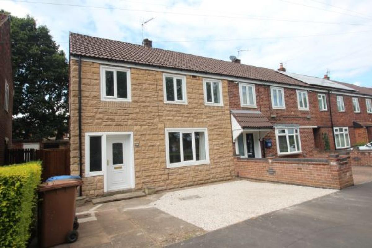 Image of 3 Bedroom Semi-Detached House, Prince Charles Avenue, Mackworth