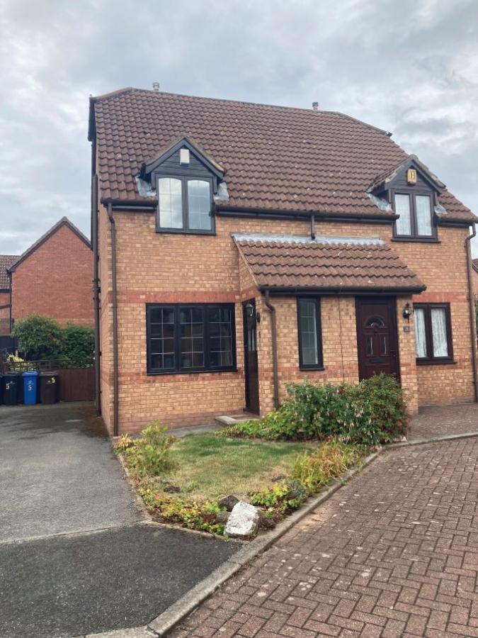 Image of 2 Bedroom Semi-Detached House, Ivybridge Close, Oakwood