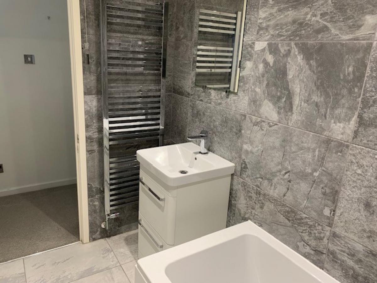 Image of 2 Bedroom Semi-Detached House, Timbersbrook Close, Oakwood