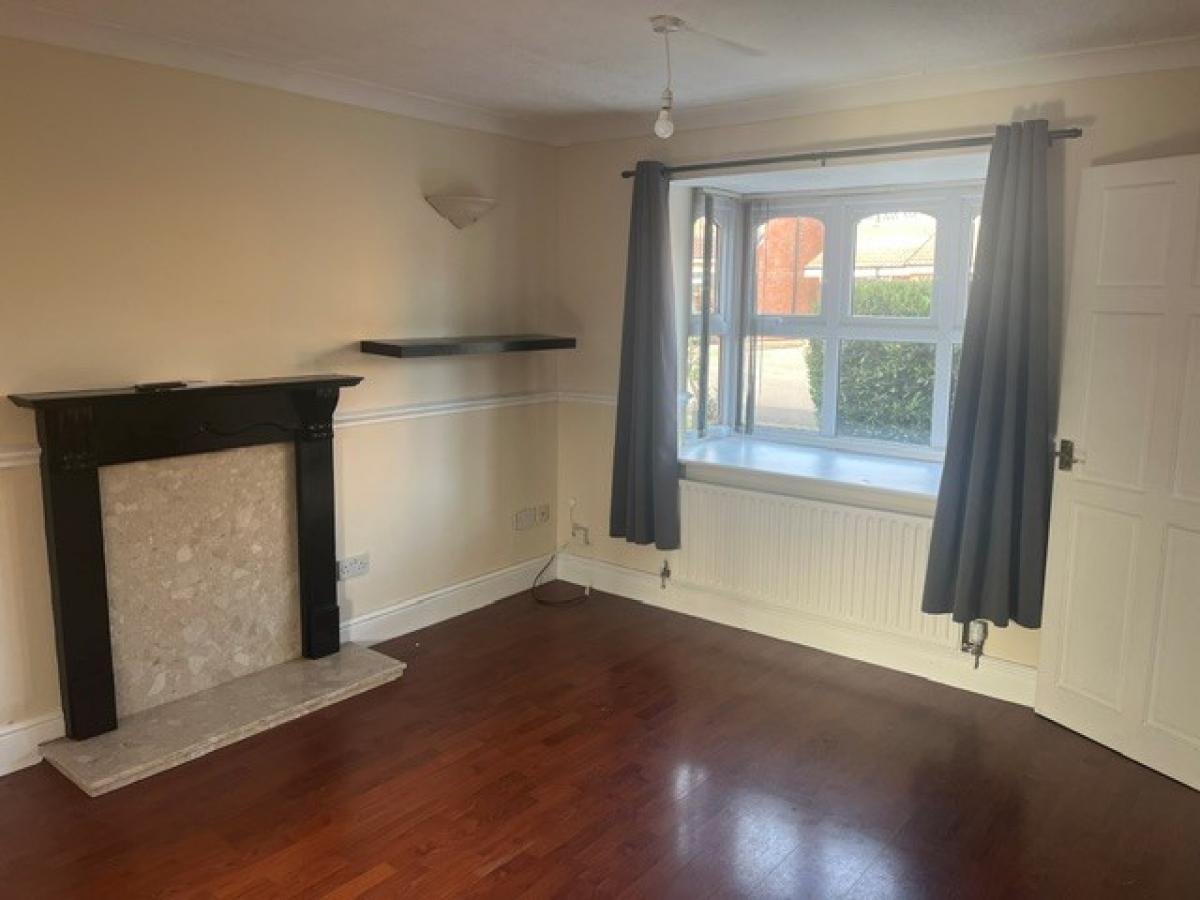 Image of 3 Bedroom Semi-Detached House, Dewchurch Drive, Sunny Hill